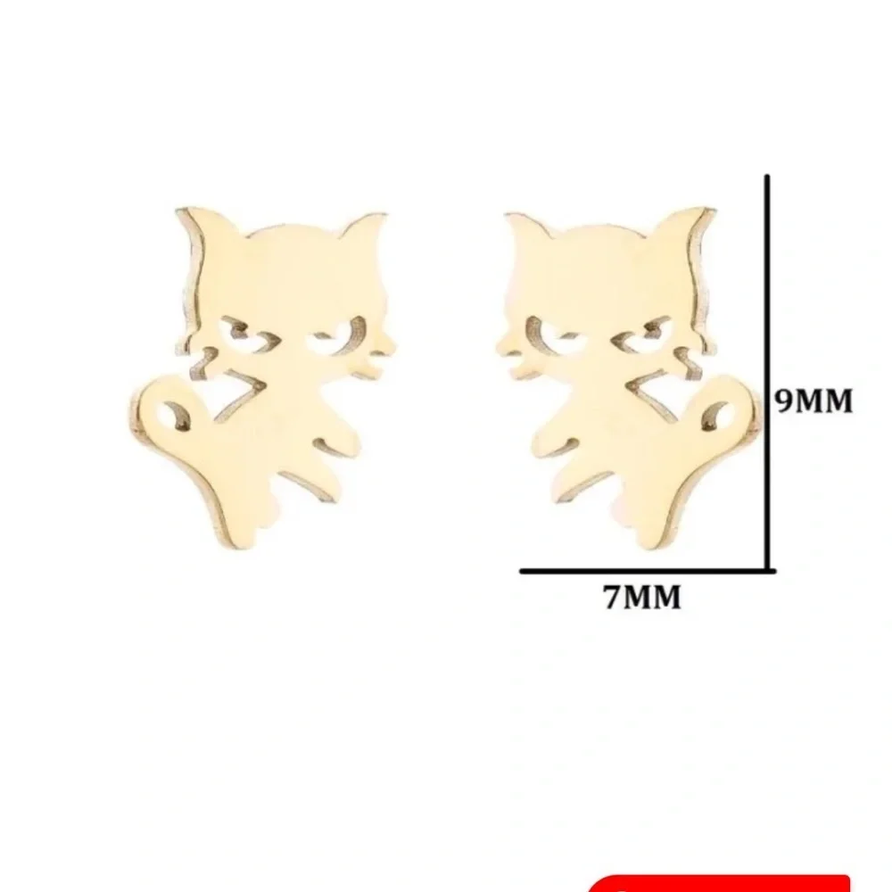 Adorable Angry Gold Cat Shaped Earrings NWOT